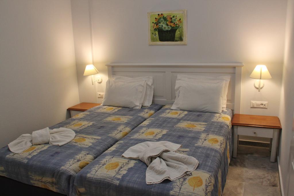 Santa Irene Aparthotel Soúgia Phòng bức ảnh